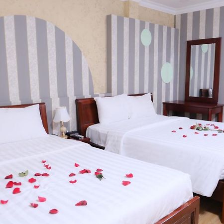 Cosmo Central Hotel Ho Chi Minh Esterno foto