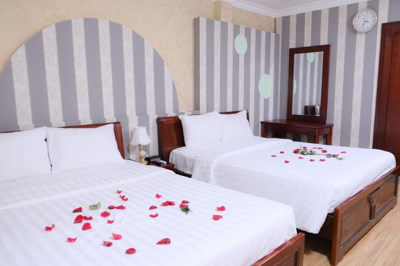 Cosmo Central Hotel Ho Chi Minh Esterno foto