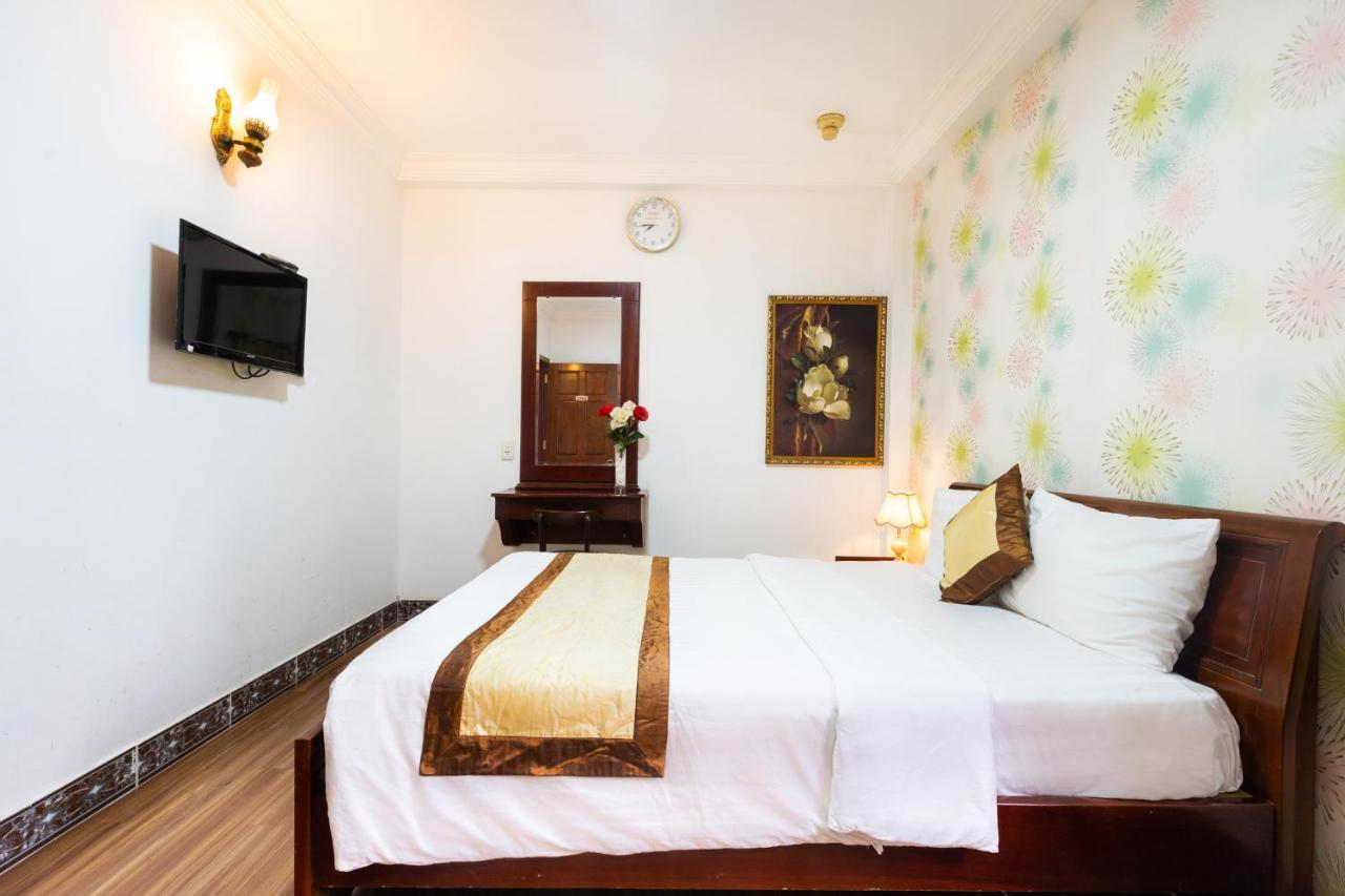 Cosmo Central Hotel Ho Chi Minh Esterno foto